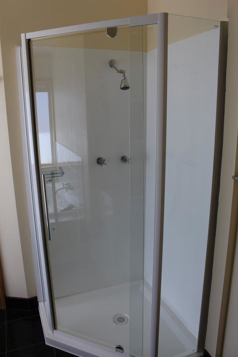 Tullah Lakeside Lodge - Accommodation NT 4