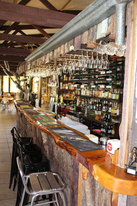 Tullah Lakeside Lodge - Accommodation NT 21