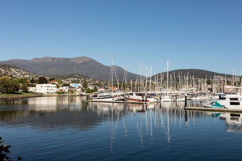 Wrest Point - NT Tourism 12