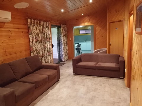 Bicheno Cabin Park - Accommodation NT 11