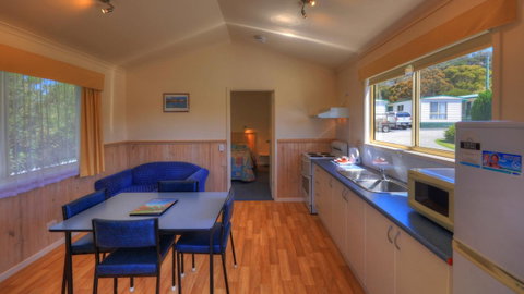 Bicheno Cabin Park - Accommodation NT 15