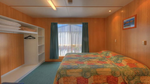 Bicheno Cabin Park - Accommodation NT 12
