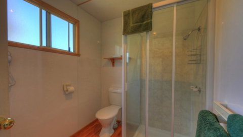 Bicheno Cabin Park - Accommodation NT 38