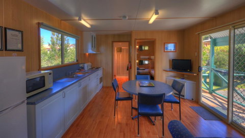 Bicheno Cabin Park - Accommodation NT 35