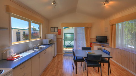 Bicheno Cabin Park - Accommodation NT 17