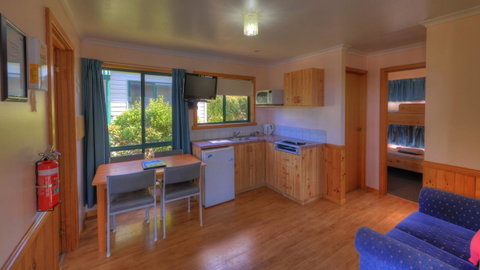 Bicheno Cabin Park - Accommodation NT 36