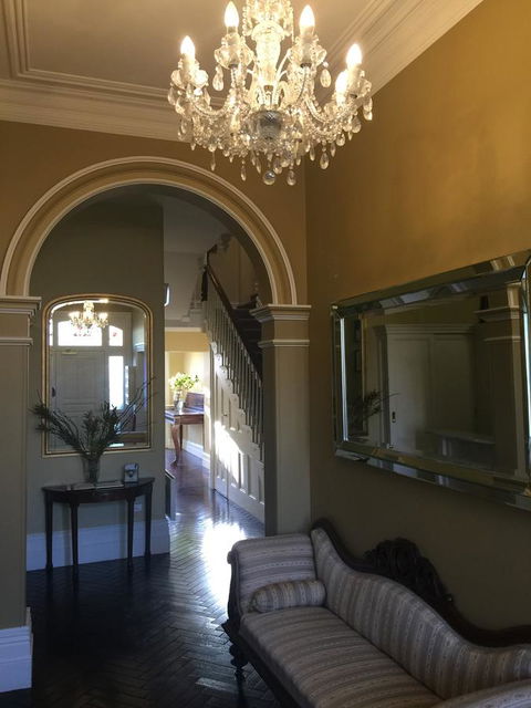 Clydesdale Manor - Accommodation NT 6