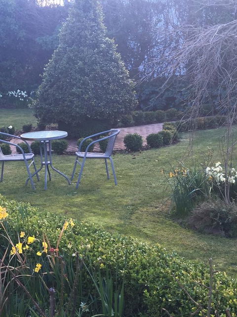 Clydesdale Manor - Accommodation NT 8