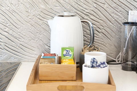 Sandy Bay Waterfront Home - Accommodation NT 16