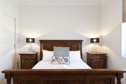 Sandy Bay Waterfront Home - Accommodation NT 6