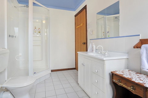 Harvey Farm Lodge - Accommodation NT 25