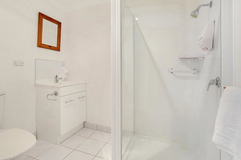 Harvey Farm Lodge - Accommodation NT 21