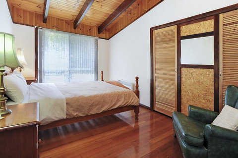 Harvey Farm Lodge - Accommodation NT 11