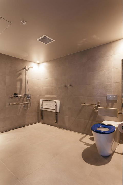 MACq 01 Hotel - Accommodation NT 21