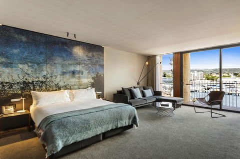 MACq 01 Hotel - Accommodation NT 35