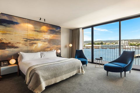MACq 01 Hotel - Accommodation NT 12