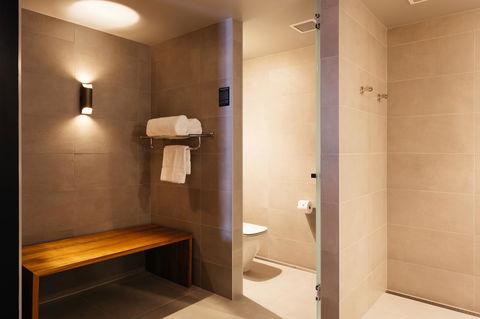 MACq 01 Hotel - Accommodation NT 36