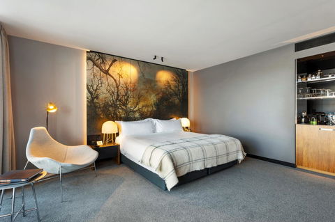 MACq 01 Hotel - Accommodation NT 10