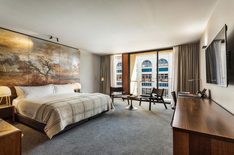 MACq 01 Hotel - Accommodation NT 18