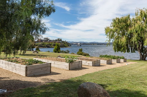 Riverfront Motel & Villas - Accommodation NT 27