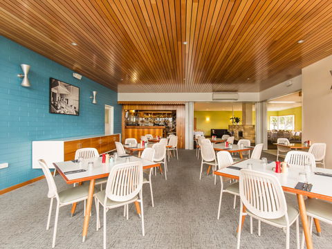 Riverfront Motel & Villas - Accommodation NT 6