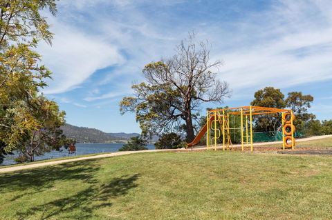 Riverfront Motel & Villas - Accommodation NT 22