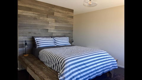 Couples Getaway On Bruny Island - NT Tourism 10