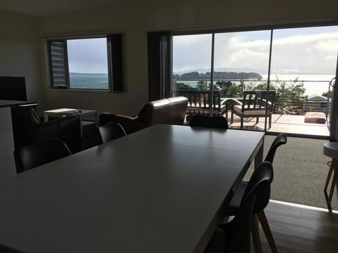 Couples Getaway On Bruny Island - NT Tourism 13