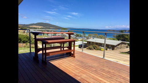 Couples Getaway On Bruny Island - NT Tourism 16