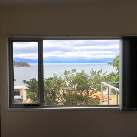 Couples Getaway On Bruny Island - NT Tourism 27