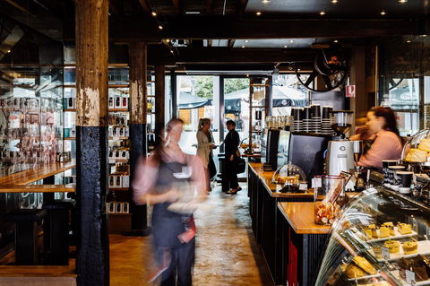 The Henry Jones Art Hotel - Accommodation NT 21