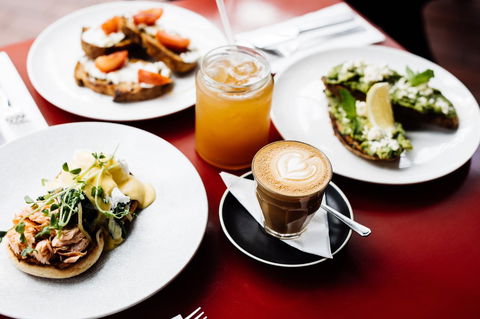 The Henry Jones Art Hotel - Accommodation NT 24