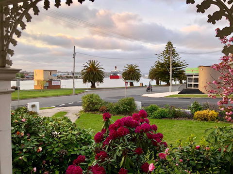 Riverbank Villa - Accommodation NT 6