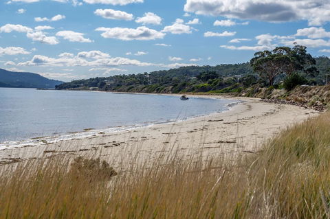 Sunset Bay Escape - NT Tourism 2