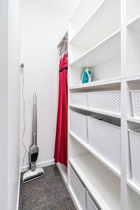 Views Forever - Devonport - Accommodation NT 11