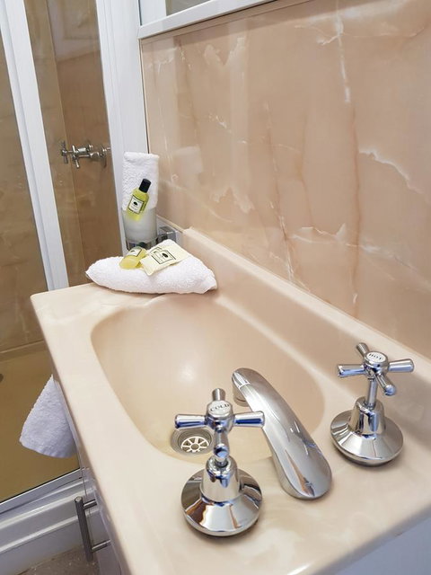 Blue Seas Holiday Villas - Accommodation NT 40
