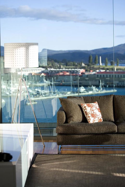 Lenna Of Hobart - NT Tourism 39