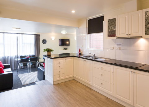 Graham Apartments - Accommodation NT 4