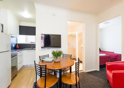 Graham Apartments - Accommodation NT 29