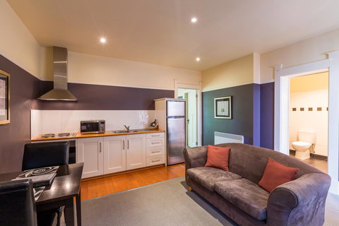 Graham Apartments - Accommodation NT 38