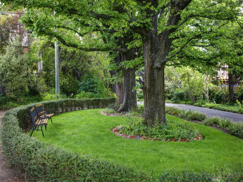 Graham Apartments - Accommodation NT 9