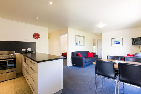 Graham Apartments - Accommodation NT 14