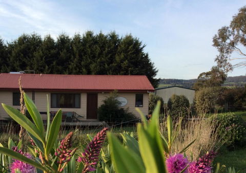 Cherry Top Farmstay - Boutique Eco Village - NT Tourism 22