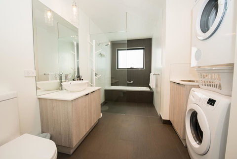 Beach House XIV - Accommodation NT 12