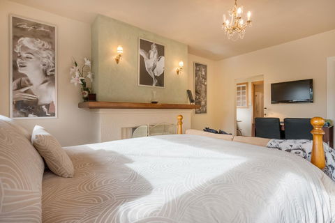 Jones On Wilson Boutique B&B - NT Tourism 0