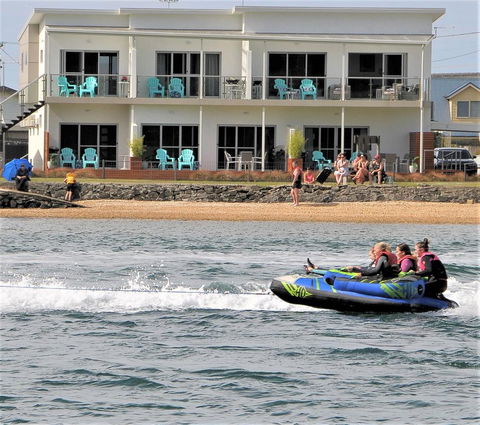 Ulverstone River Edge HolidayApartments - NT Tourism 11