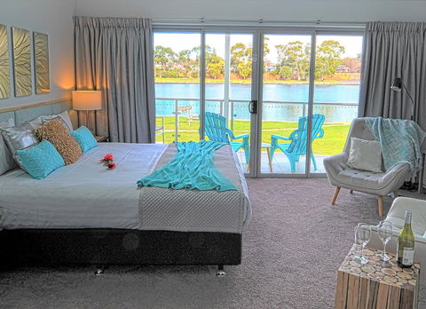 Ulverstone River Edge HolidayApartments - NT Tourism 0
