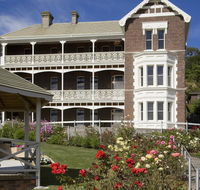 Auldington Hotel