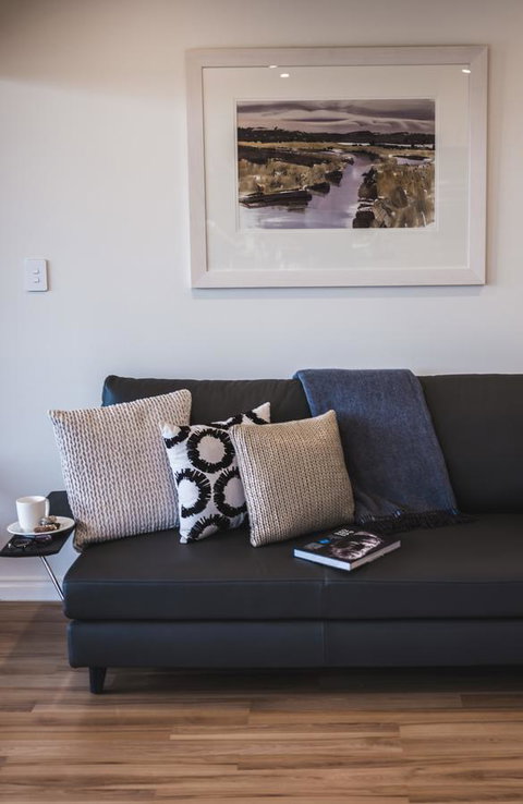 Russell House - Accommodation NT 22