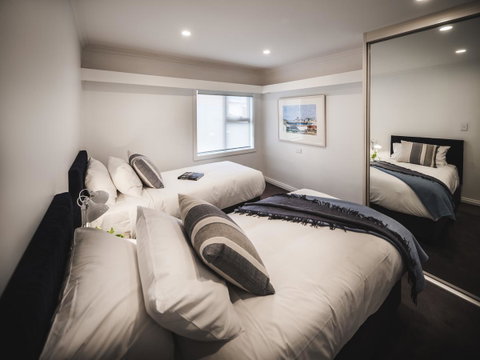 Russell House - Accommodation NT 15